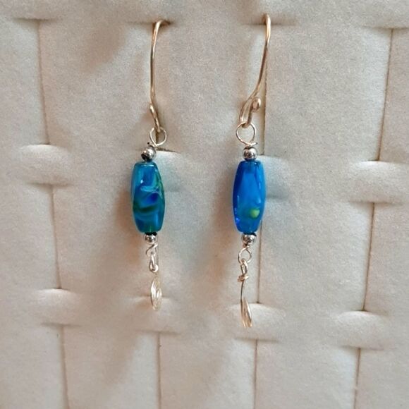 HANDCRAFTED 2 Blue Green Beaded Silver Earring… - Picture 5 of 6